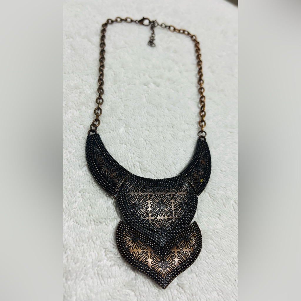 Vintage Boho Statement Necklace Aged Bronze Tone Etched Floral Design 18”